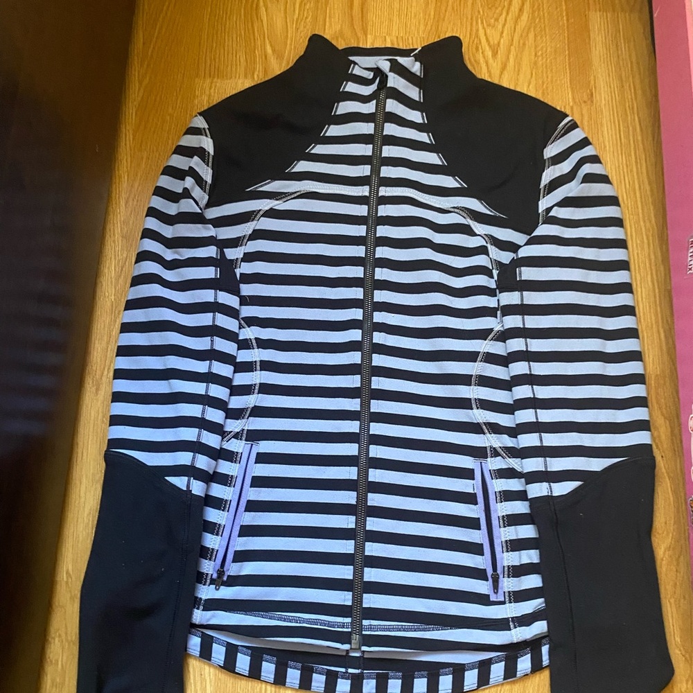 Lululemon AlignJacket.Stripped with Light Purple zipper pockets.Price negotiable